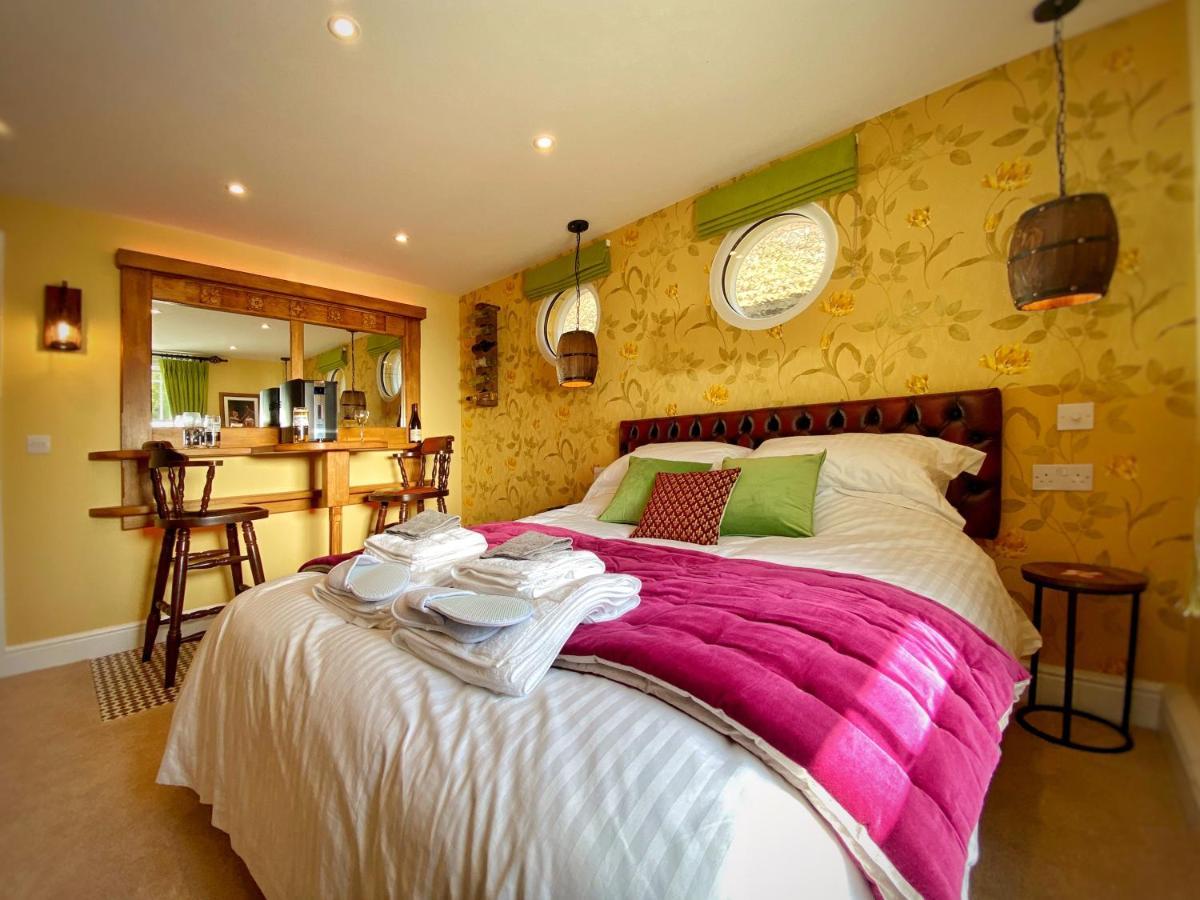 Hambrook House Canterbury - New Luxury Guest House With Espa Spa Complex المظهر الخارجي الصورة