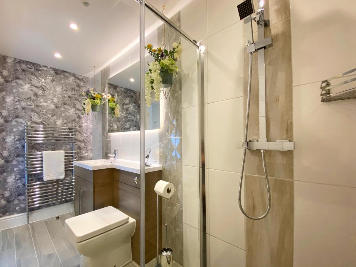 Hambrook House Canterbury - New Luxury Guest House With Espa Spa Complex المظهر الخارجي الصورة
