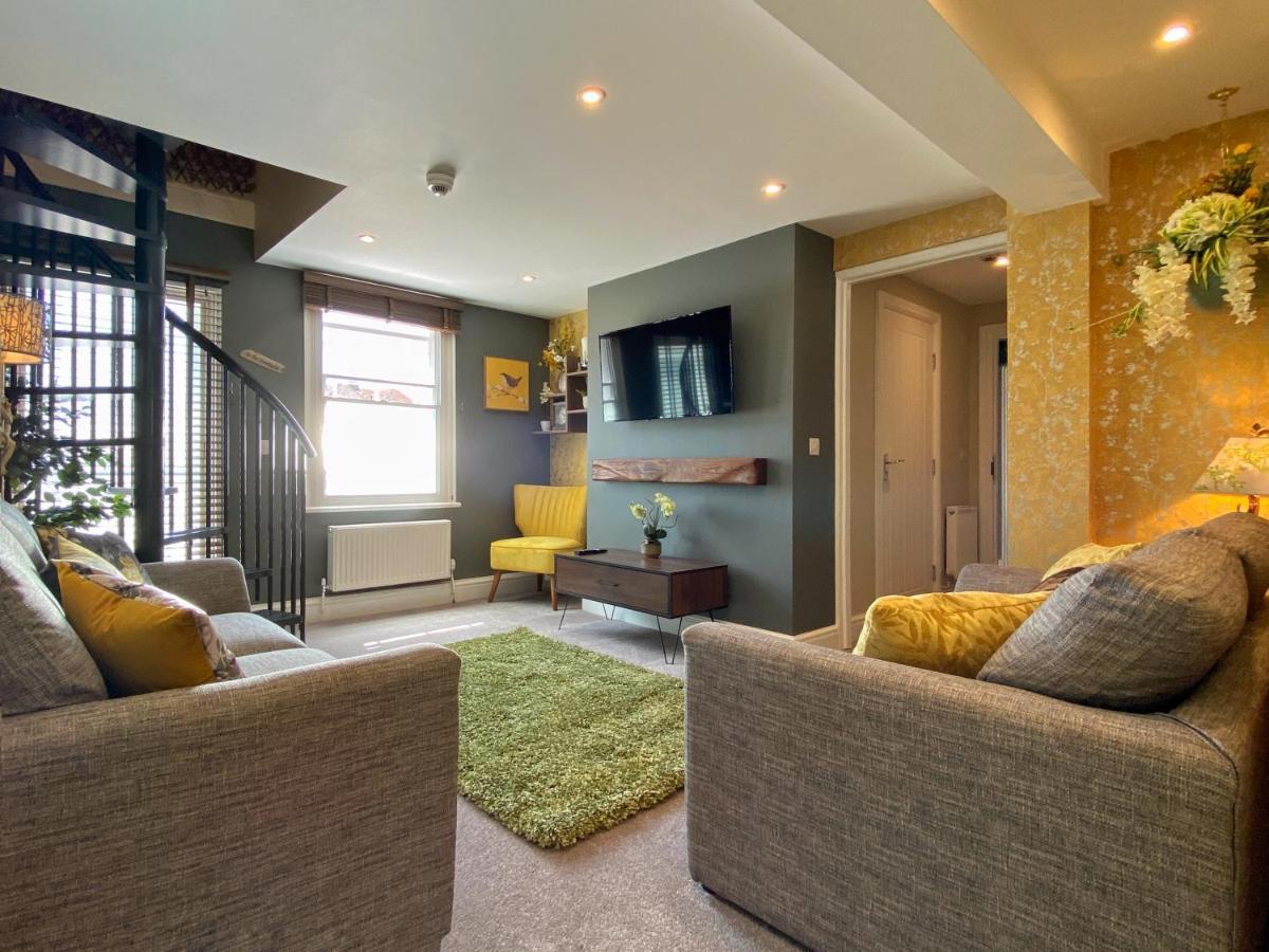 Hambrook House Canterbury - New Luxury Guest House With Espa Spa Complex المظهر الخارجي الصورة