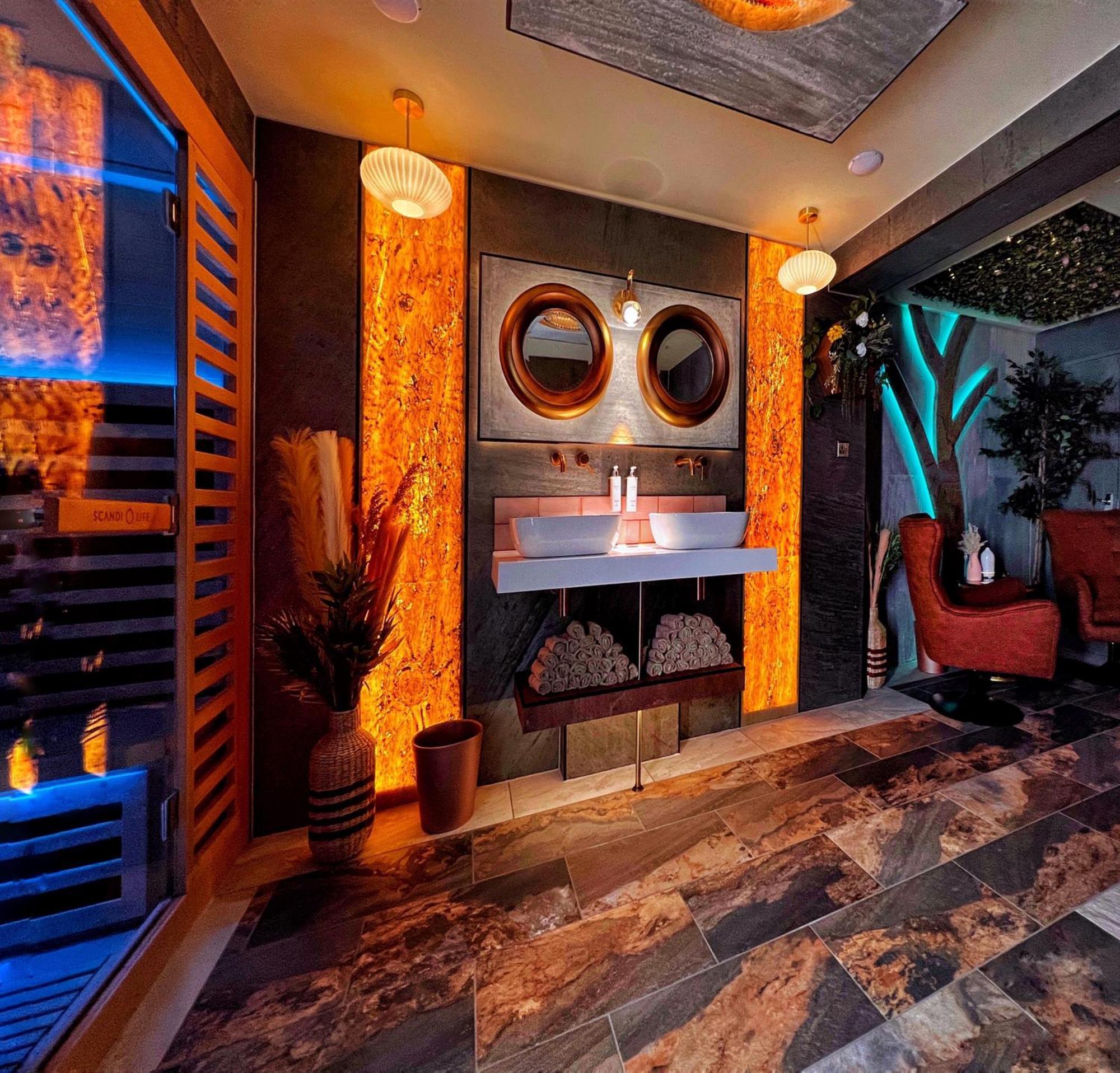Hambrook House Canterbury - New Luxury Guest House With Espa Spa Complex المظهر الخارجي الصورة